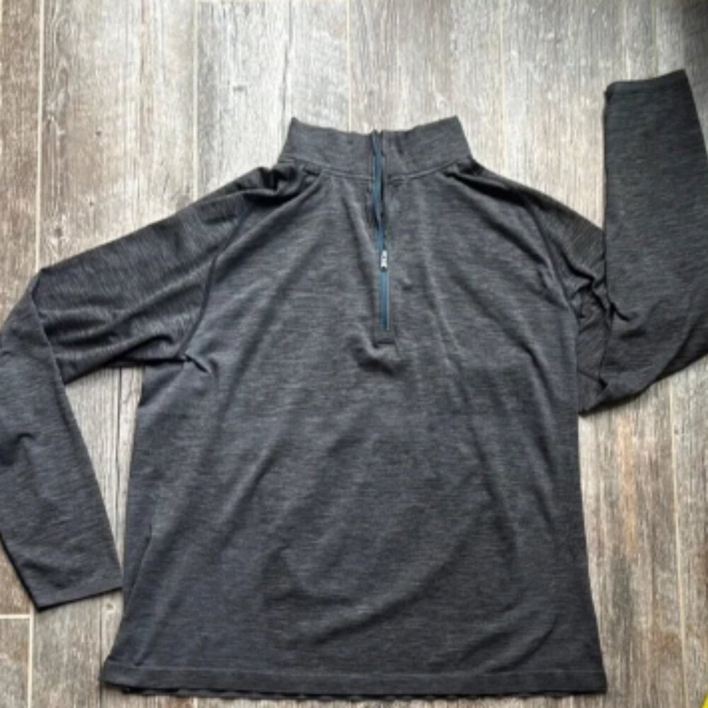 Lululemon men’s metal vent tech long sleeve quarter zip XXL